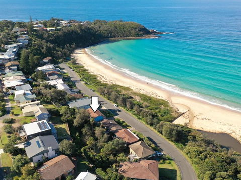 Beach Road 10 Mollymook - C Tourism 5