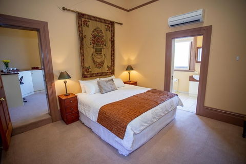 Clocktower Suites - C Tourism 5