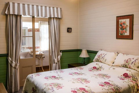 Capers Guesthouse Barn & Cottage - C Tourism 2