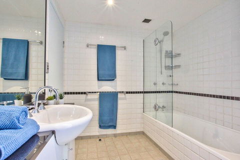 Apartment CBD Jones Bay - C Tourism 4