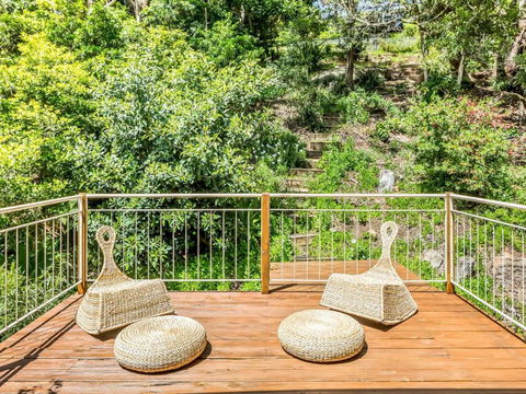 The Stanwell Beach Glass House Beach & Pool - C Tourism 1