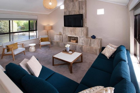 GIFFORD HOUSE - C Tourism 2