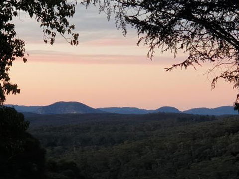 NEW Winston Cottage Leura Views & Location - C Tourism 0