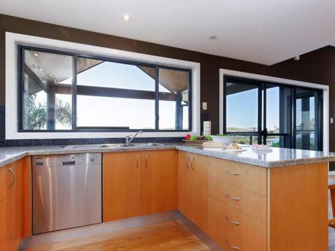Venabu On Garuwa 20 Garuwa Street Spectacular House With Fabulous Views - C Tourism 5