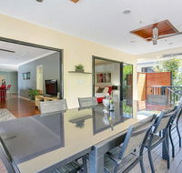 Aussie Beach House - C Tourism