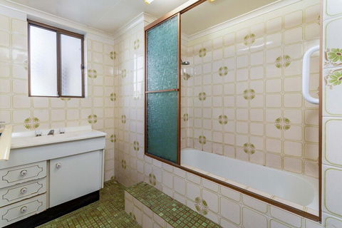 Great Location Close To Waterfront Shops Restaurants & Cafes. - C Tourism 7