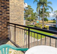 Great location close to waterfront Shops Restaurants  Cafes. - C Tourism