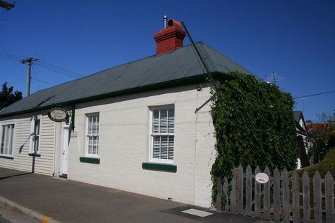 Westbury Gingerbread Cottages - C Tourism 1