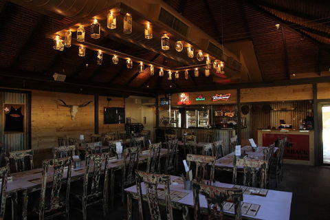 Cattrall Park Motel - C Tourism 5