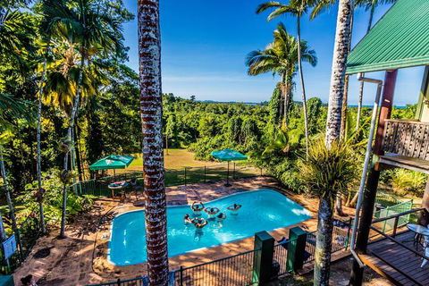 Jackaroo Treehouse Mission Beach - C Tourism 2