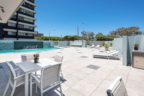 The Waterford On Main Beach - C Tourism 2