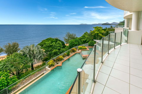 Bellevue At Trinity Beach - C Tourism 2