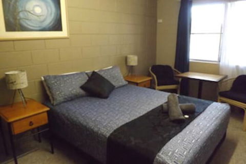 Sunbird Motel - C Tourism 7