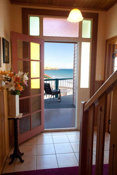 Hanlon House Bed And Breakfast - C Tourism 1