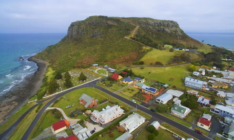 Hanlon House Bed And Breakfast - C Tourism 3