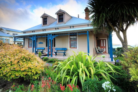 Hanlon House Bed And Breakfast - C Tourism 4