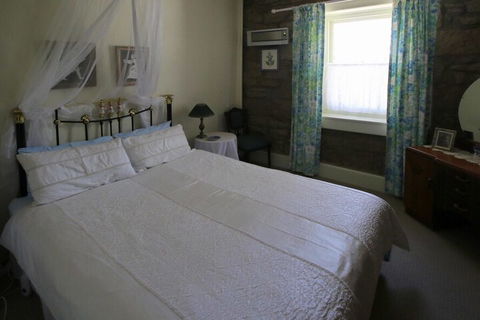 Christopher Halls Colonial Accommodation - C Tourism 2