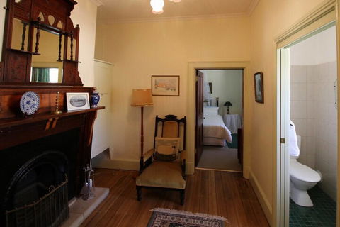 Christopher Halls Colonial Accommodation - C Tourism 1