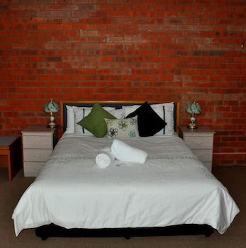 Merrijig Motor Inn Resort - C Tourism 2