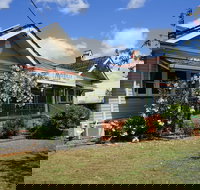 Melville House - C Tourism