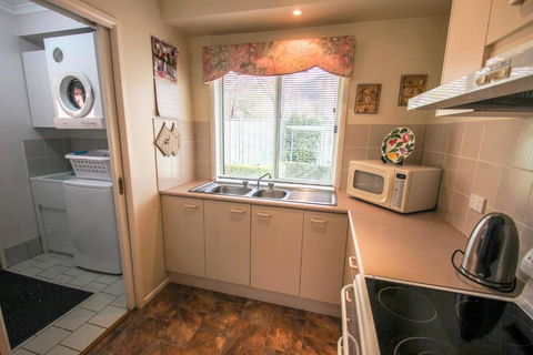 Silver Birches Holiday Unit 5 - C Tourism 1