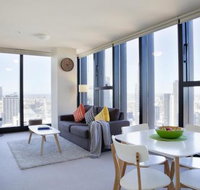 Heart Location 2Br with Free Parking  Views