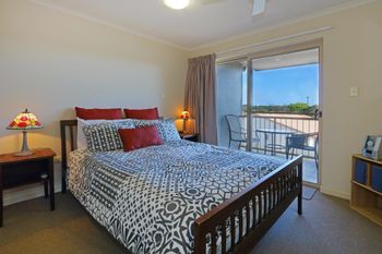 Pacific Royale Holiday Apartment 313 - C Tourism 6