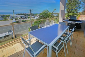 Pacific Royale Penthouse 311 - C Tourism 1
