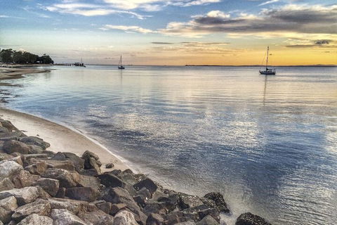 Immaculate First Floor Waterfront Unit Welsby Pde Bongaree - C Tourism 6
