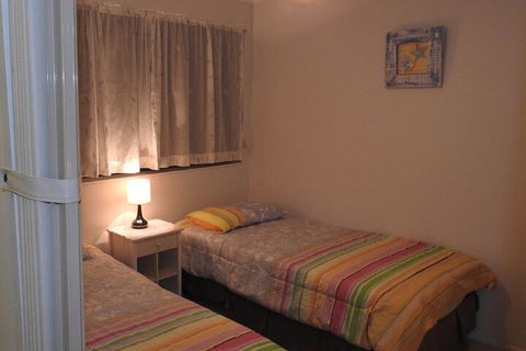 Immaculate First Floor Waterfront Unit Welsby Pde Bongaree - C Tourism 2