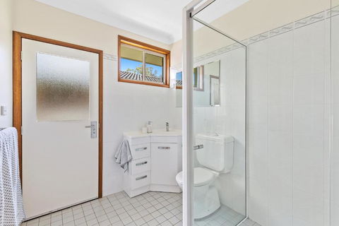 Kalimna Lakeside Living - C Tourism 1