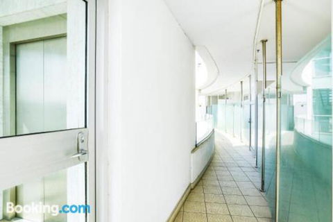 Bayline Beachfront Apartment No 4 - C Tourism 1