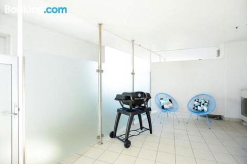 Bayline Beachfront Apartment No 4 - C Tourism 5