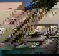 Sunshine Coast White House - C Tourism