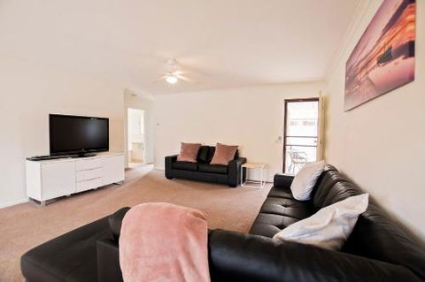 Sleepy Shackell Echuca Moama Holiday Accommodation - C Tourism 2