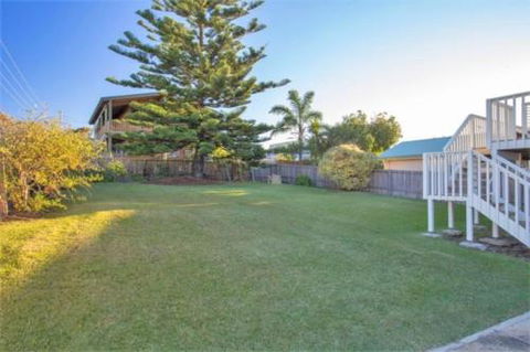 Seaside Beach House 25 Seaside Pde - C Tourism 1