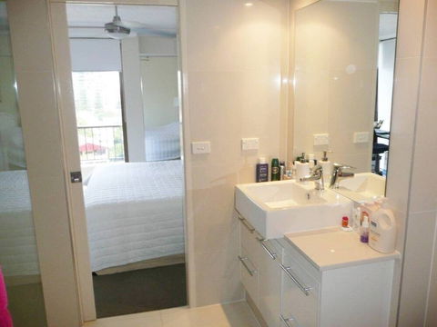 Stunning Sea & Ocean Views Apt - C Tourism 4