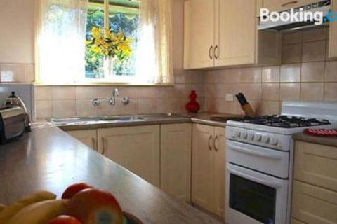 Schoolhouse Cottage American River - C Tourism 0