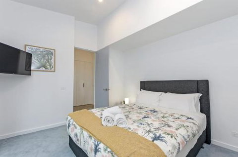 Allure On Barclay - C Tourism 5