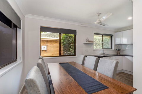 Freshly Renovated Dog Friendly House Walking Distance To Waterfront - C Tourism 4
