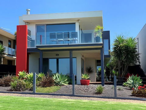 2 At 2 The Esplanade Ventnor - C Tourism 3