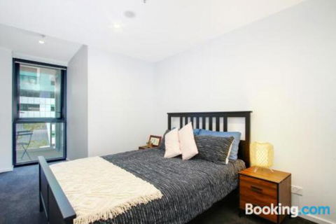 Cozy Homely Apartment CBR Central - C Tourism 3