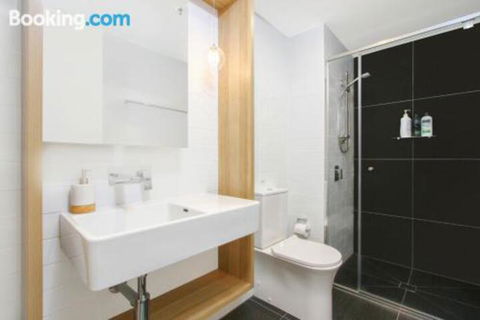 Cozy Homely Apartment CBR Central - C Tourism 6
