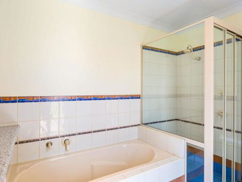 Pollys Escape Main House Cottage Vincentia 4pm Check Out Sundays - C Tourism 4