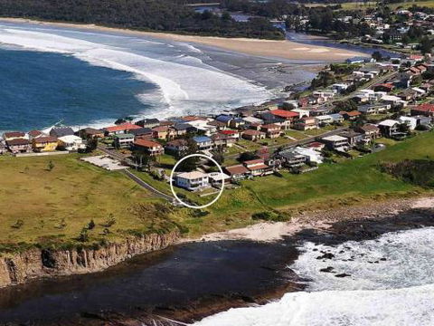 PENZANCE Gerroa Beachfront To Shelley Beach & 4pm Check Out Sundays - C Tourism 6