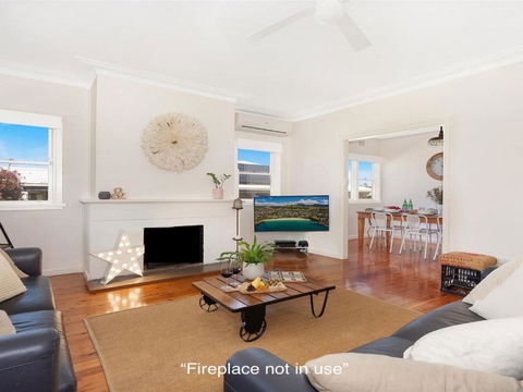 Hello Kiama - C Tourism 6