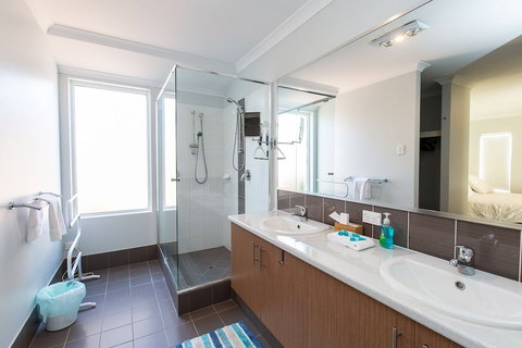 The Currawong - C Tourism 3