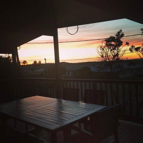 Sunset Deck Beach House Sandy Point - C Tourism 0