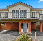 Beach House Phillip Island - C Tourism