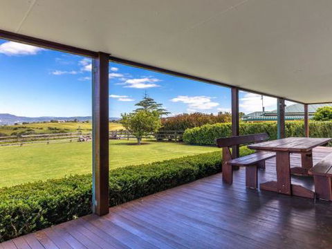 GULL HOUSE Kiama 4pm Check Out Sundays - C Tourism 6